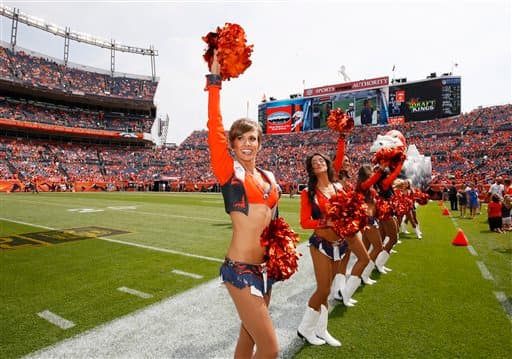 Mira las imágenes de las esculturales porristas de la NFL durane la primera semana de la temporada 2015. ¡Hermosas!