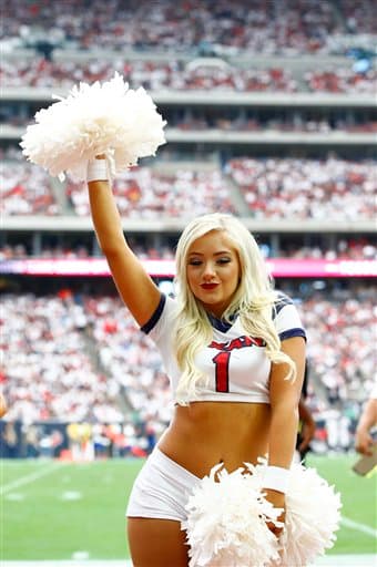 Mira las imágenes de las esculturales porristas de la NFL durane la primera semana de la temporada 2015. ¡Hermosas!