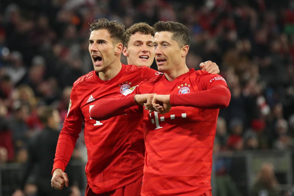 Con goles de Robert Lewandowski, Thomas Mueller, Leon Goretzka, Thiago Alcántara y Serge Gnabry, Bayern Múnich golea 5-0 al Schalke 04.