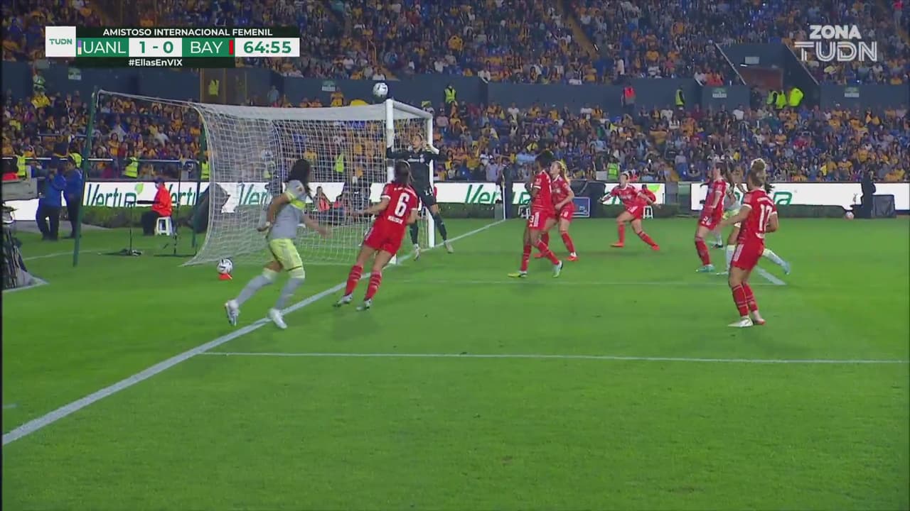 ¡Sacando la varita! Ovalle queda cerca de hacer una jugada de fantasía