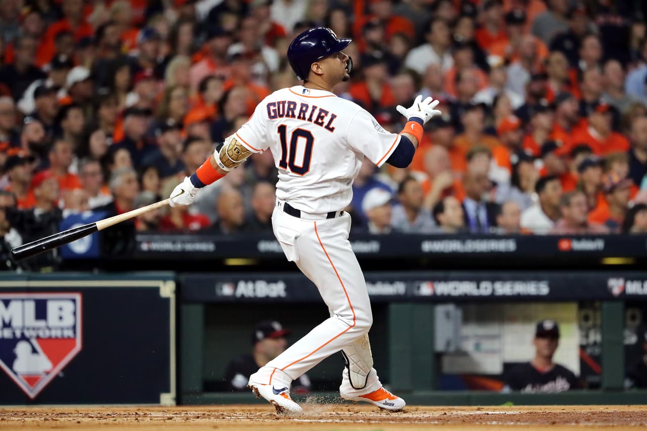 Yulieski Gurriel puso en ventaja a Houston con sendo doblete.