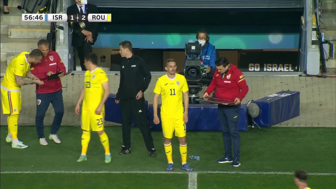 ¡GOL!  anota para Israel. Munas Dabbur