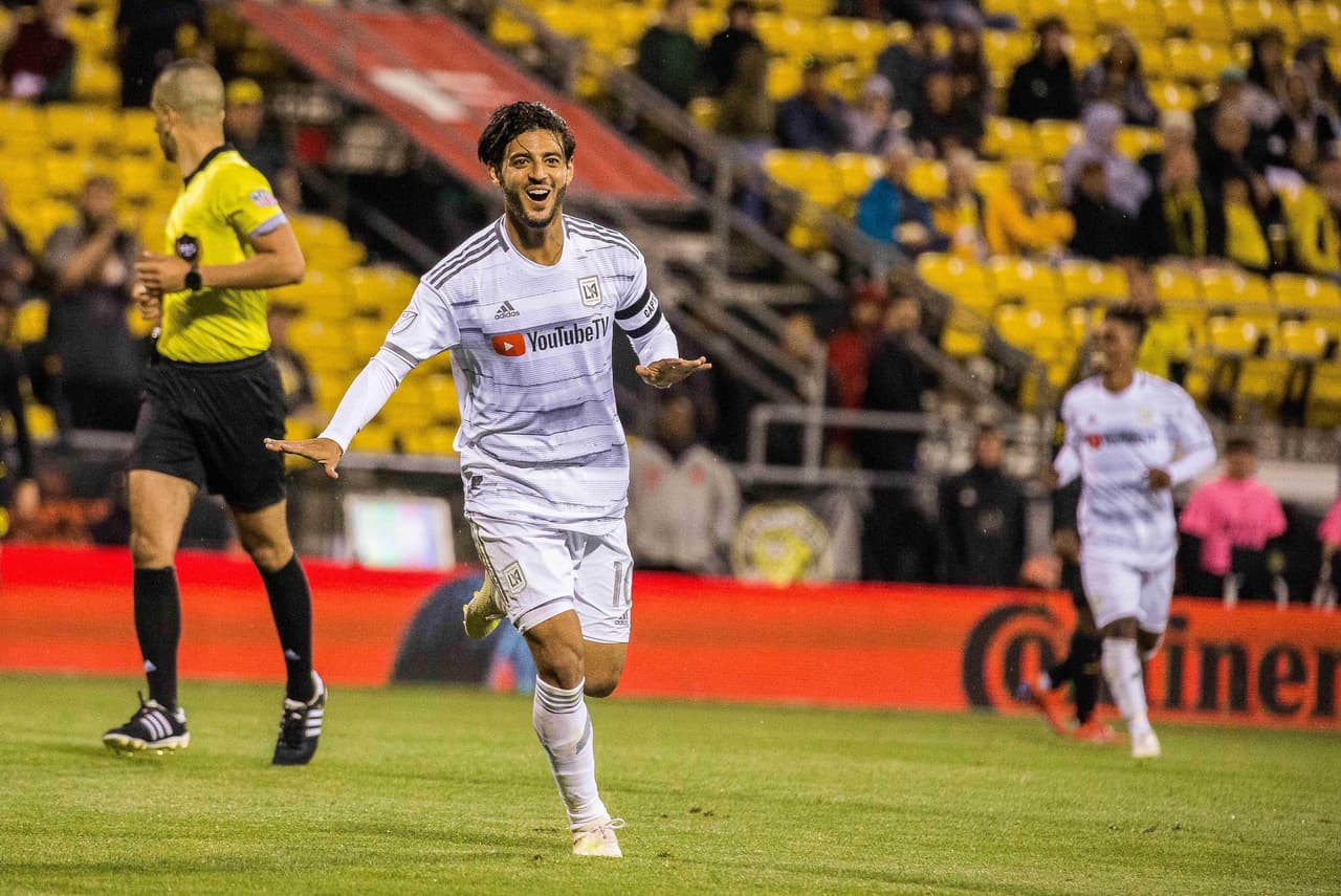 Con 12 goles, Carlos Vela sigue en lo más alto de la clasificación de goleadores en la MLS, promediando un gol por cada partido hasta el momento.