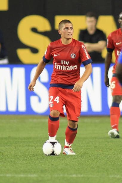 Marco Verratti: La última joya del balompié italiano, a quien empiezan a llamar como el nuevo Del Piero, es otro talento que se suma a los parisinos. El ya ex jugador del Pescara costó 11 millones de euros y prefirió llegar a Francia en lugar de fichar por algún gigante de Italia.