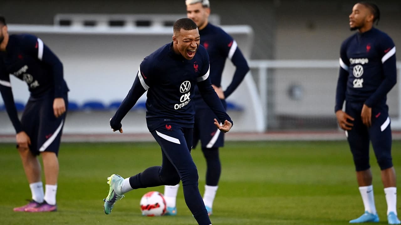 Vinculación de Mbappé con Barça “es parte del Show Business”