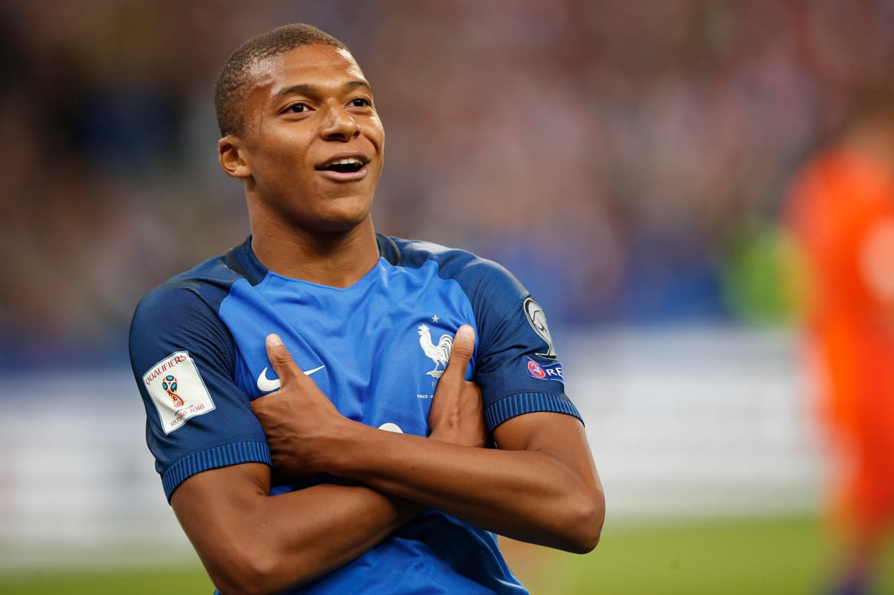 La puntilla final la pondría la nueva joya de Francia, Mbappé, en el minuto 91 para el 4-0 definiivo.