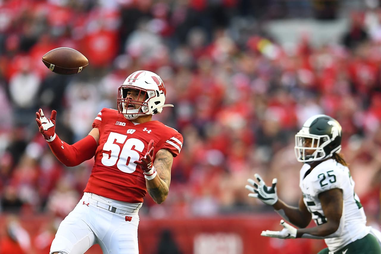 <b>18.- Zack Baun | College: Wisconsin Badgers | Posición: LB - Linebacker</b>
<br>- Condición atlética de gran explosividad.
<br>- Es agresivo y gran apoyador contra la carrera.
<br>- Manos rápidas para golpear y jugar alrededor de bloques.
<br>- Su velocidad le permite curbir a los corredores y alas cerradas.