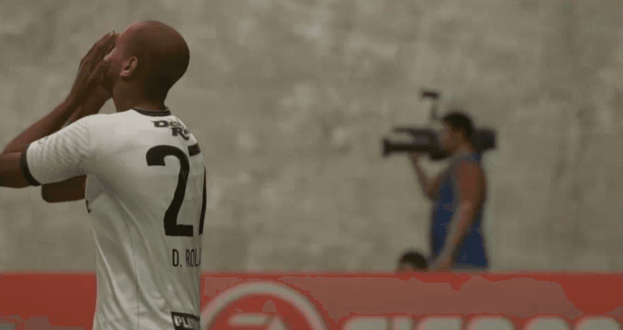 Diego Rosales venció a Marco Canaales en un divertido partido de eLiga MX.