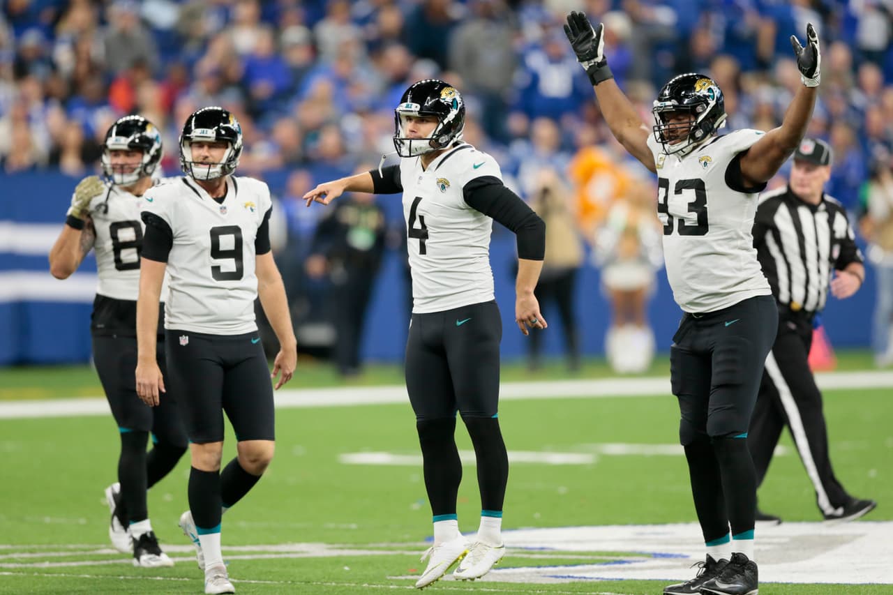 <b>26) Jacksonville Jaguars (3-6)</b>. Aunque mostraron una clara mejoría, perder contra los Colts es la prueba fehaciente de que en el aspecto moral ya el equipo está destrozado, ya les pasó factura.