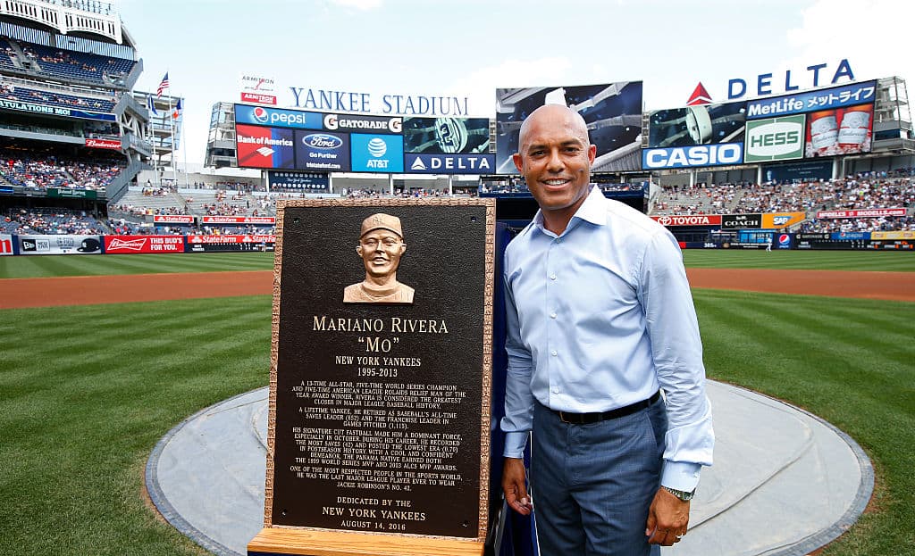 Tras su retiro, siempre con su carácter apasible, fue reconocido por sus logros. El panameño, muy apegado a la religión, recibió esto con la nobleza que lo caracterizó siempre.