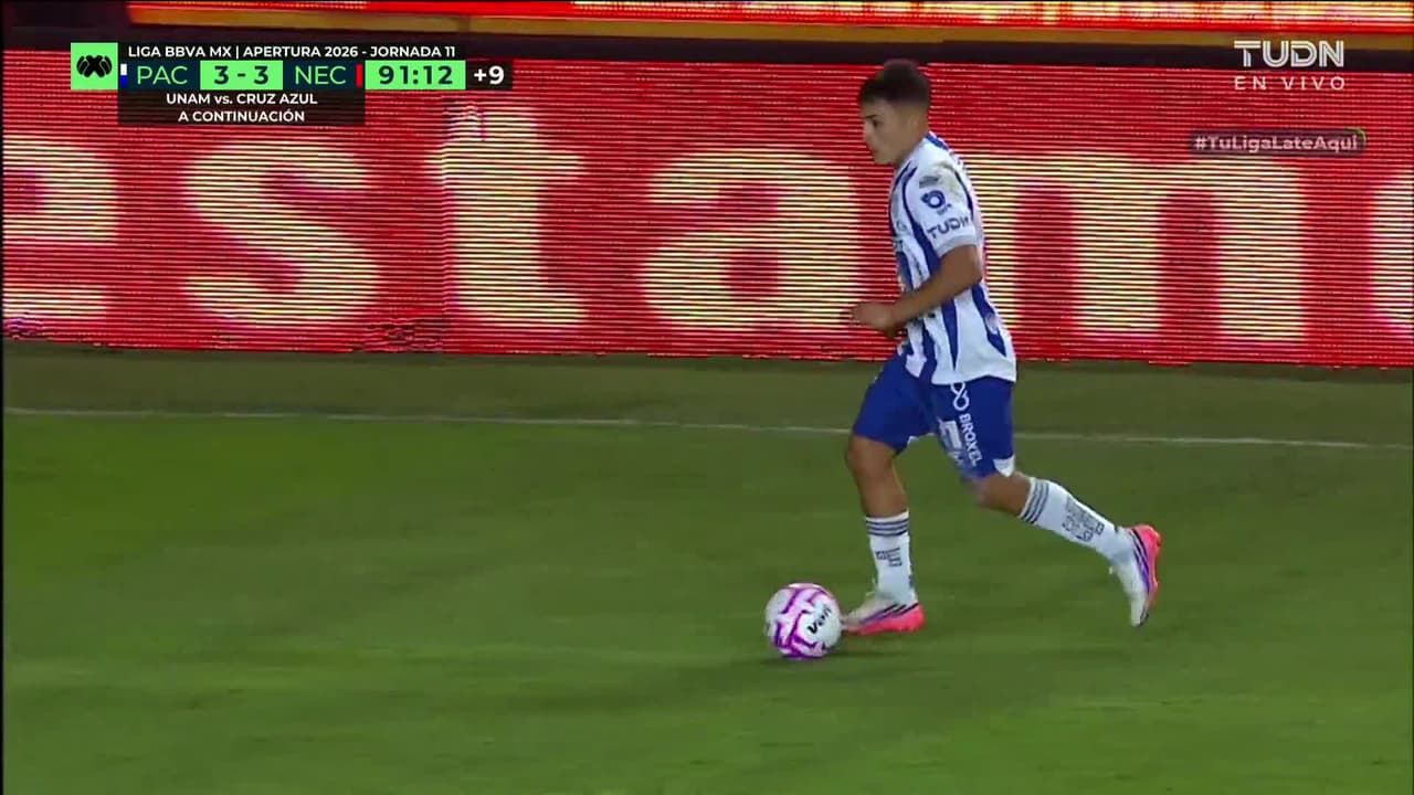 ¡TIRO ATAJADO! disparo por Nicolás Vallejo.