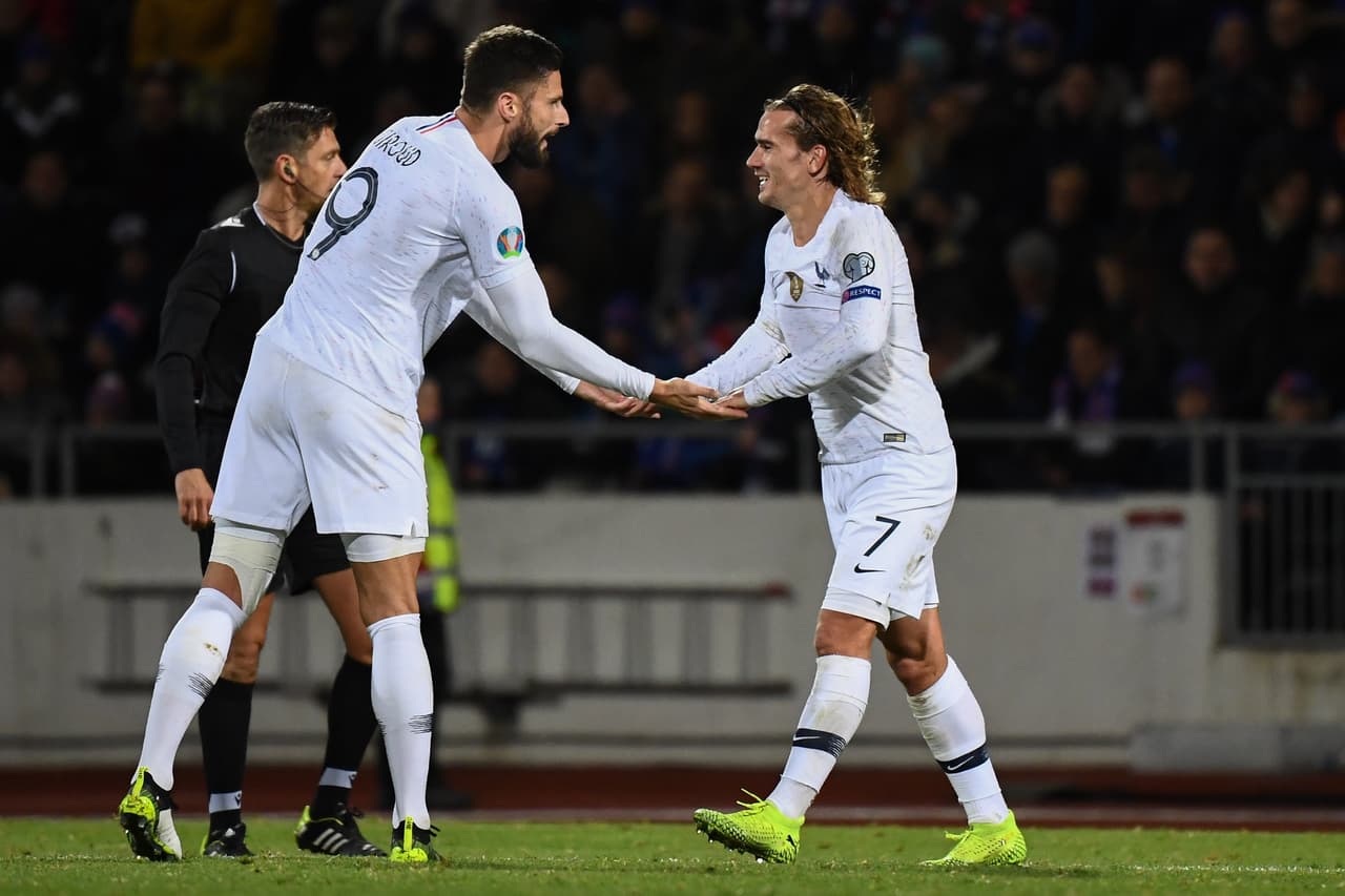 Ucrania 2-0 Lituania; Turquía 1-0 Albania; Portugal 3-0 Luxemburgo; Montenegro 0-0 Bulgaria; Islandia 0-1 Francia; República Checa 2-1 Inglaterra; Andorra 1-0 Moldavia.