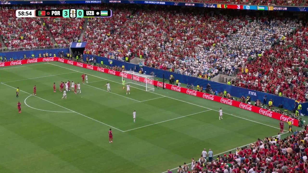 ¡TIRO ATAJADO! disparo por João Félix.