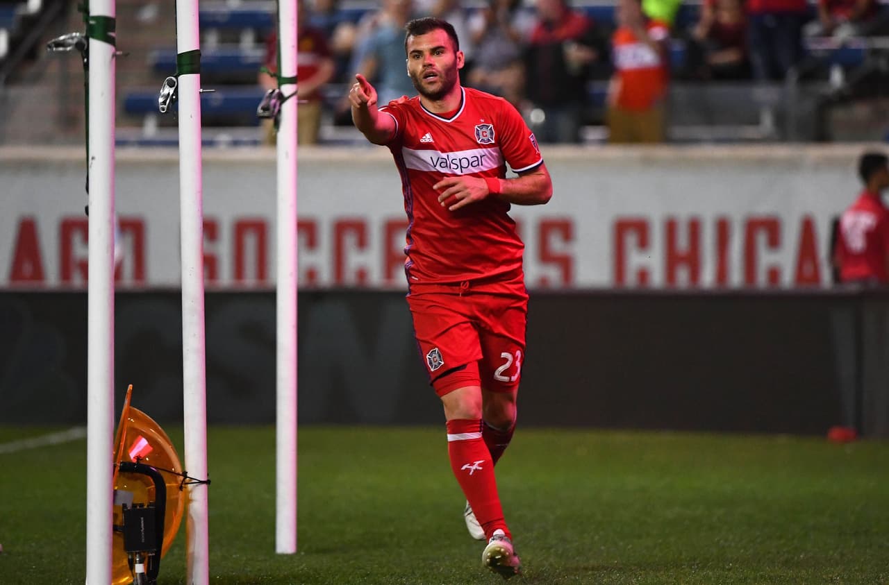Goleador de Chicago Fire Nemanja Nikolic nombrado como el Jugador del Año en Hungría