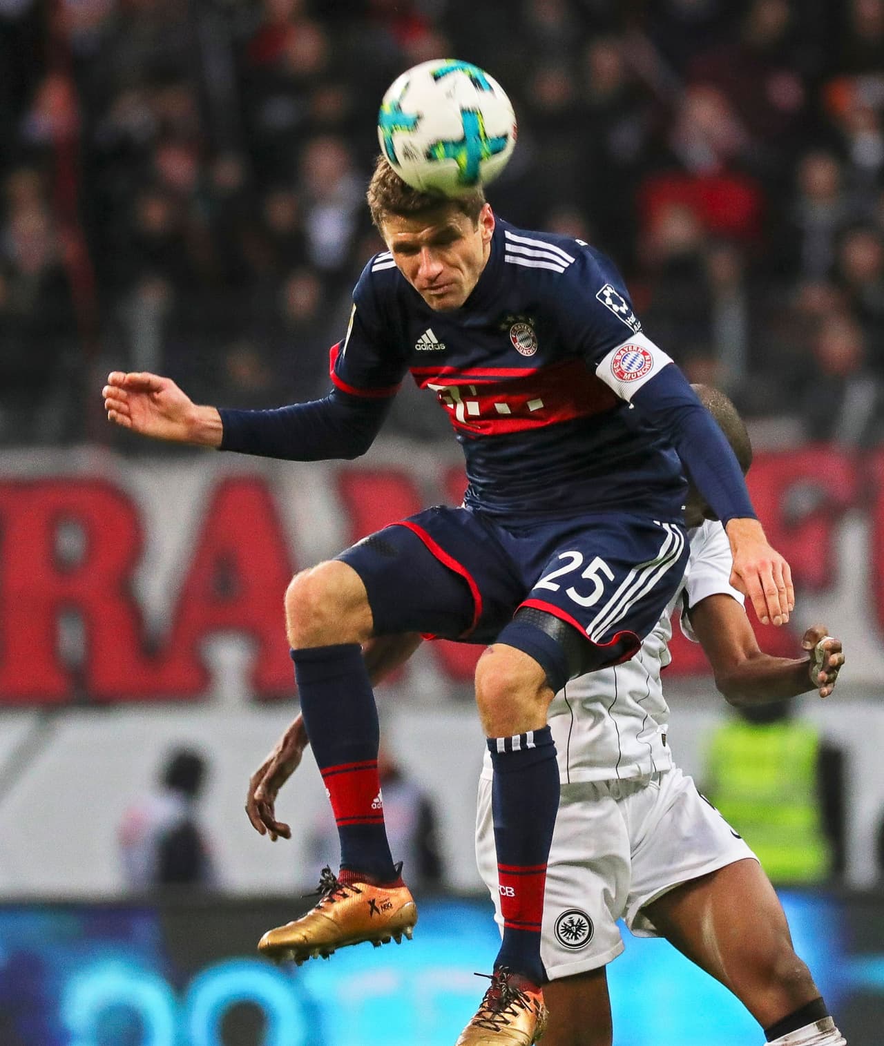 Por su parte, Thomas Müller hacía dupla de ataque con Kignsley Coman.