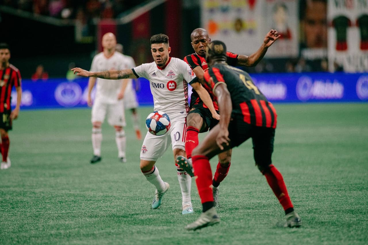 Con goles de Nicolas Benezet al 14 y Nick DeLeon al 78, el Toronto FC remonta y llega a la MLS Cup donde se enfrentarán al Seattle Sounders.