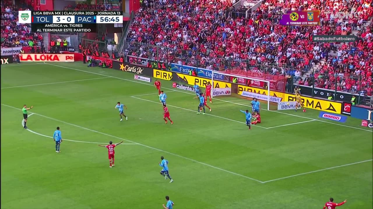 ¡Toluca pedía penal! Marcel Ruiz recibe contacto dentro del área