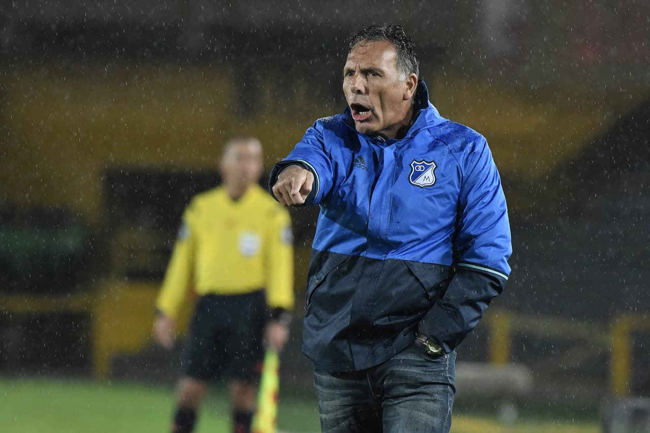 Los cambios físicos en Russo fueron evidentes, pero hubo hermetismo. "Todos en el club sabían lo que me pasaba y me respetaron muchísimo. El silencio es bueno", dijo el DT de 61 años.