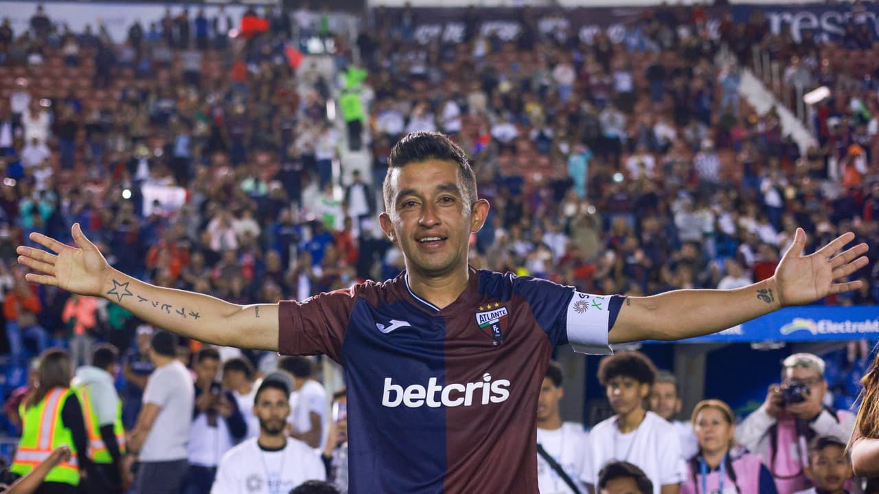 'Hobbit' Bermúdez y su gran revelación: "Morí ahogado en la Atlántida"