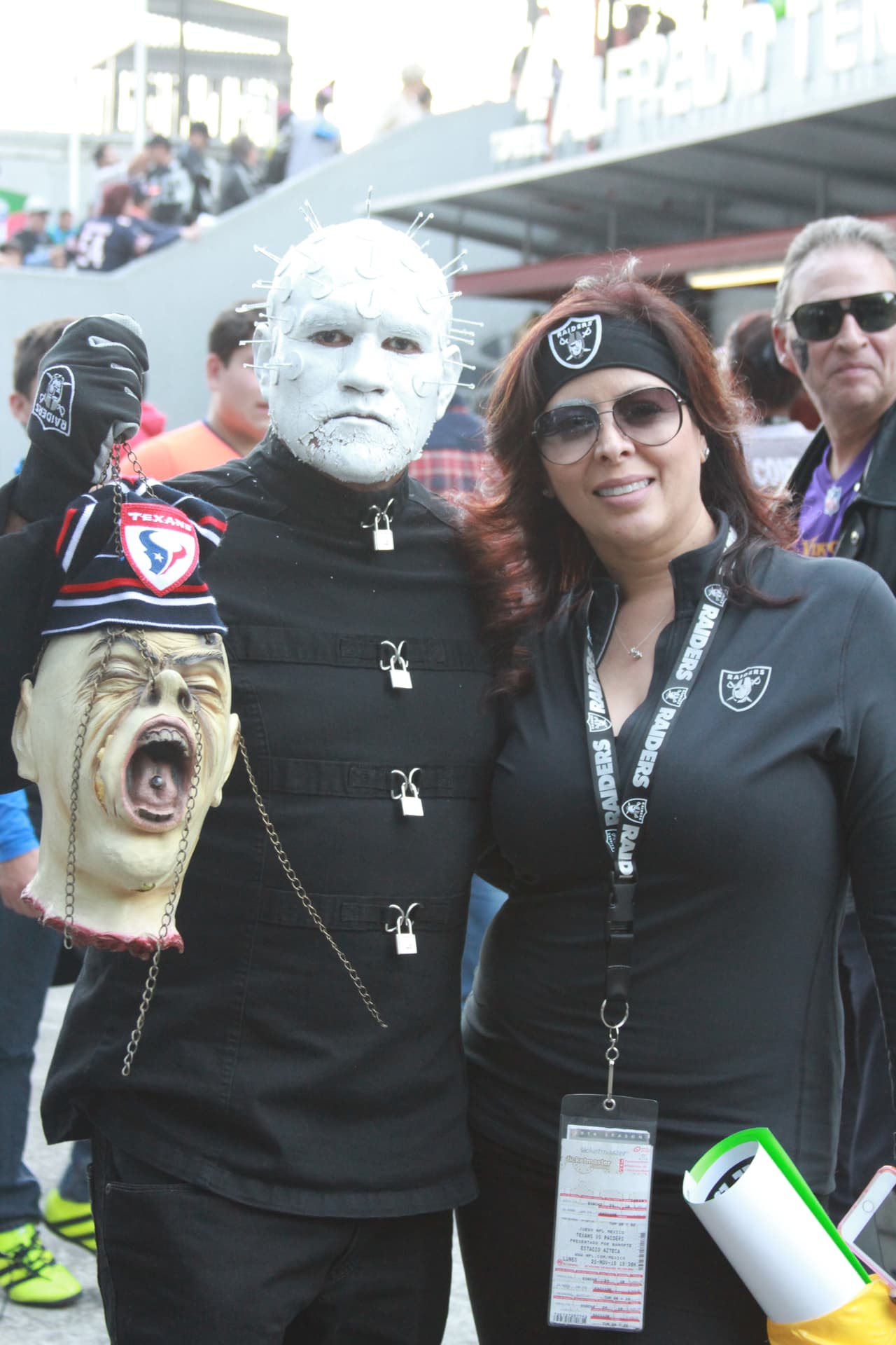 Miles de aficionados y apasionados de la NFL se dieron cita en el estadio Azteca para presenciar el duelo de Monday Night entre Raiders y Texans.