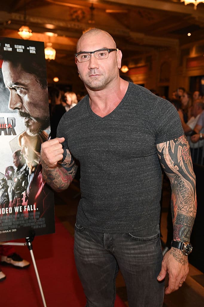 La primera película estuvo dirigida por Rian Johnson y contó con actuaciones de Daniel Craig, Ana de Armas, Chris Evans, entre otros grandes actores.
<br>