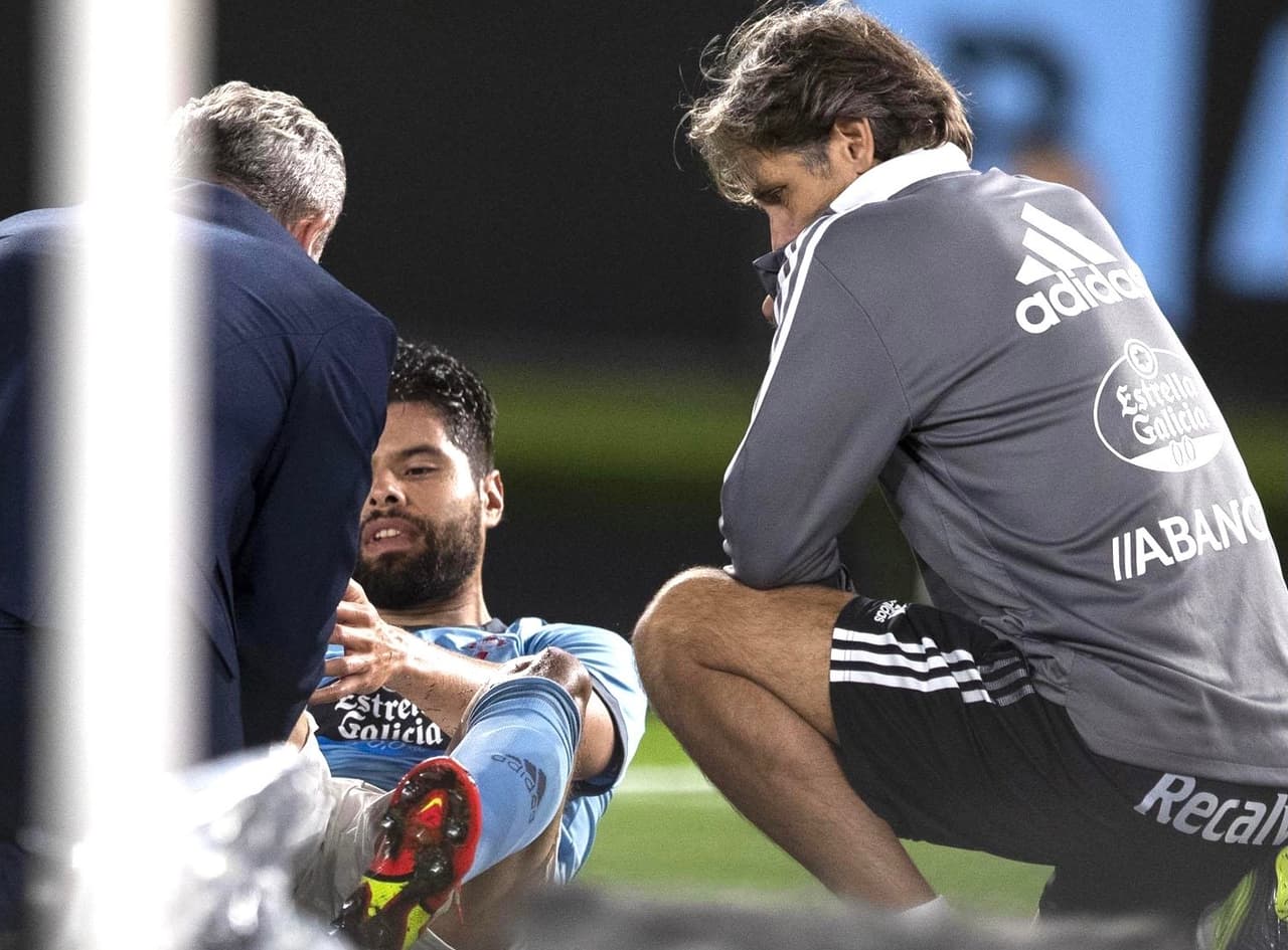 Araujo se lesiona y enciende las alarmas del Tricolor