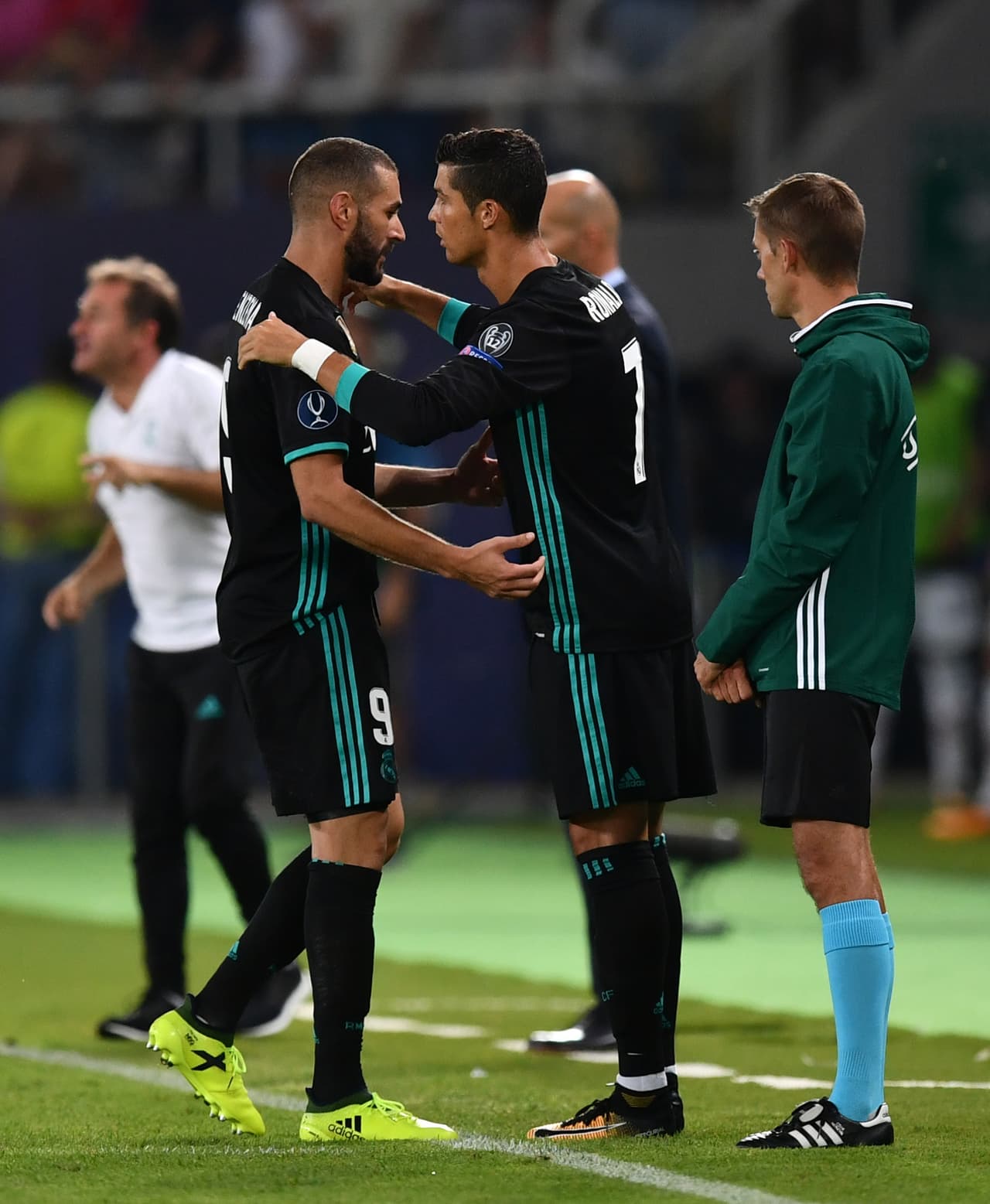 Cristiano entró al minuto 82 por Benzema para darle rodaje en este inicio de temporada.