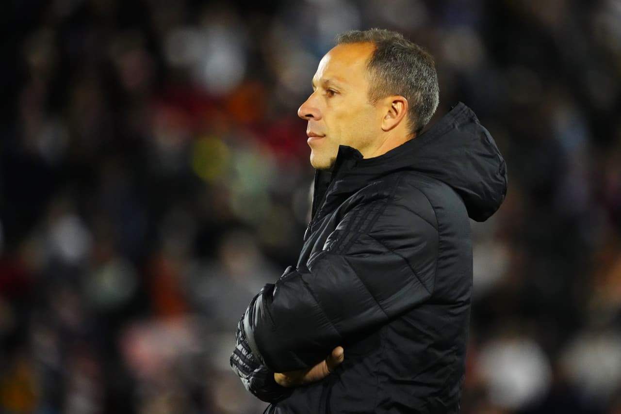 Entrenador - STEVE CHERUNDOLO (LAFC)