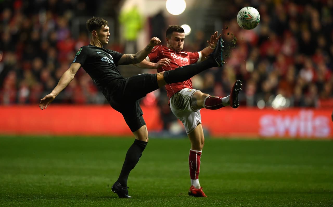 El Bristol no se rindió a pesar de que el gol llegó al minuto 5 del segundo tiempo, por lo que incluso su técnico, con dos hombres nuevos en cancha, confió en la remontada.