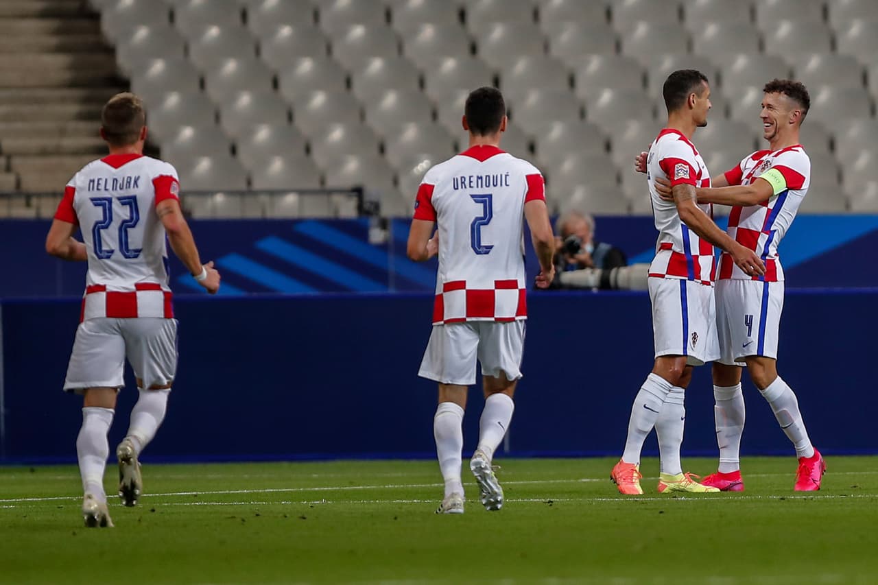 Dejan Lovren (16’) adelantó a los visitantes con un tremendo zurdazo.