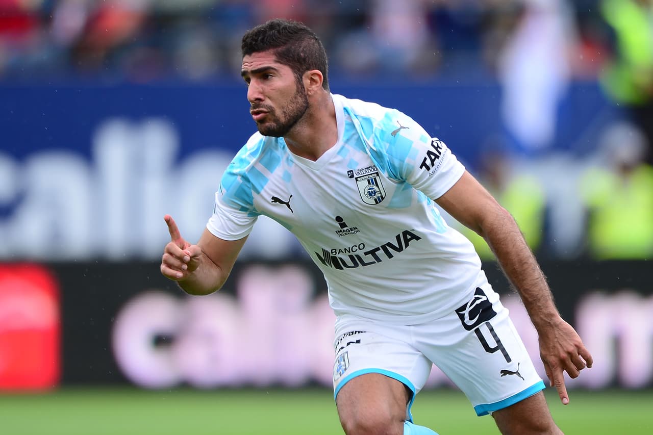 <b>6. Jair Pereira – Querétaro –</b> El veterano defensor mexicano se ha ido deteriorando junto a su velocidad y actualmente en el juego posee un 40 de aceleración y un 41 en velocidad de sprint.