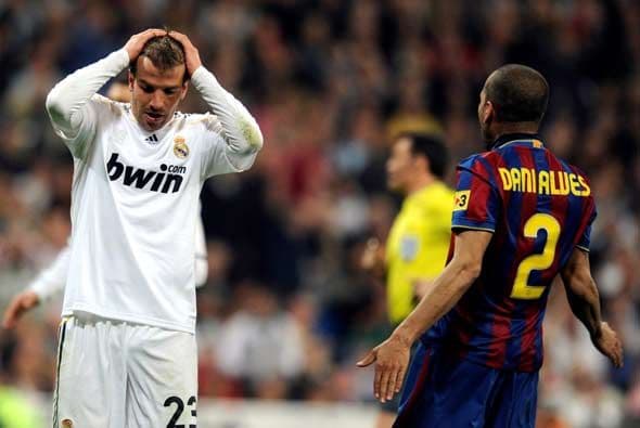 Luego tuvo algunas oportunidades el Real Madrid. Van der Vaart falló la más clara.