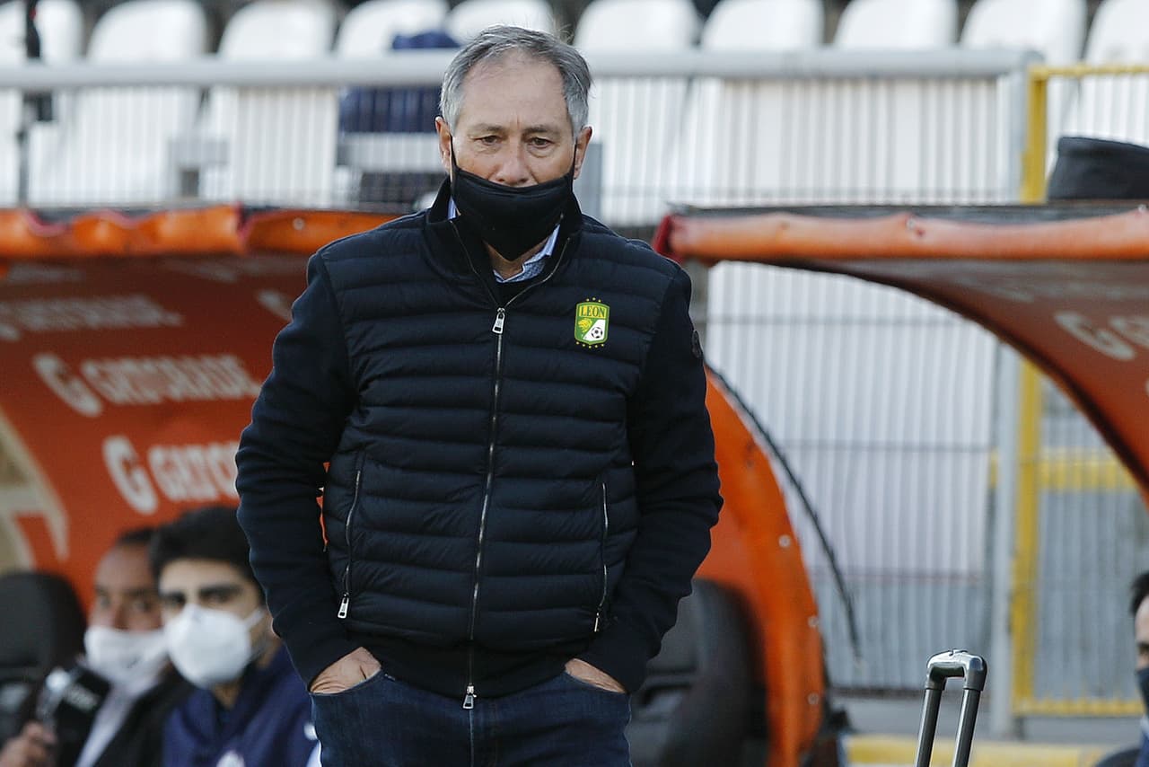 Holan destaca que su estilo se adapta al de León y van por la copa