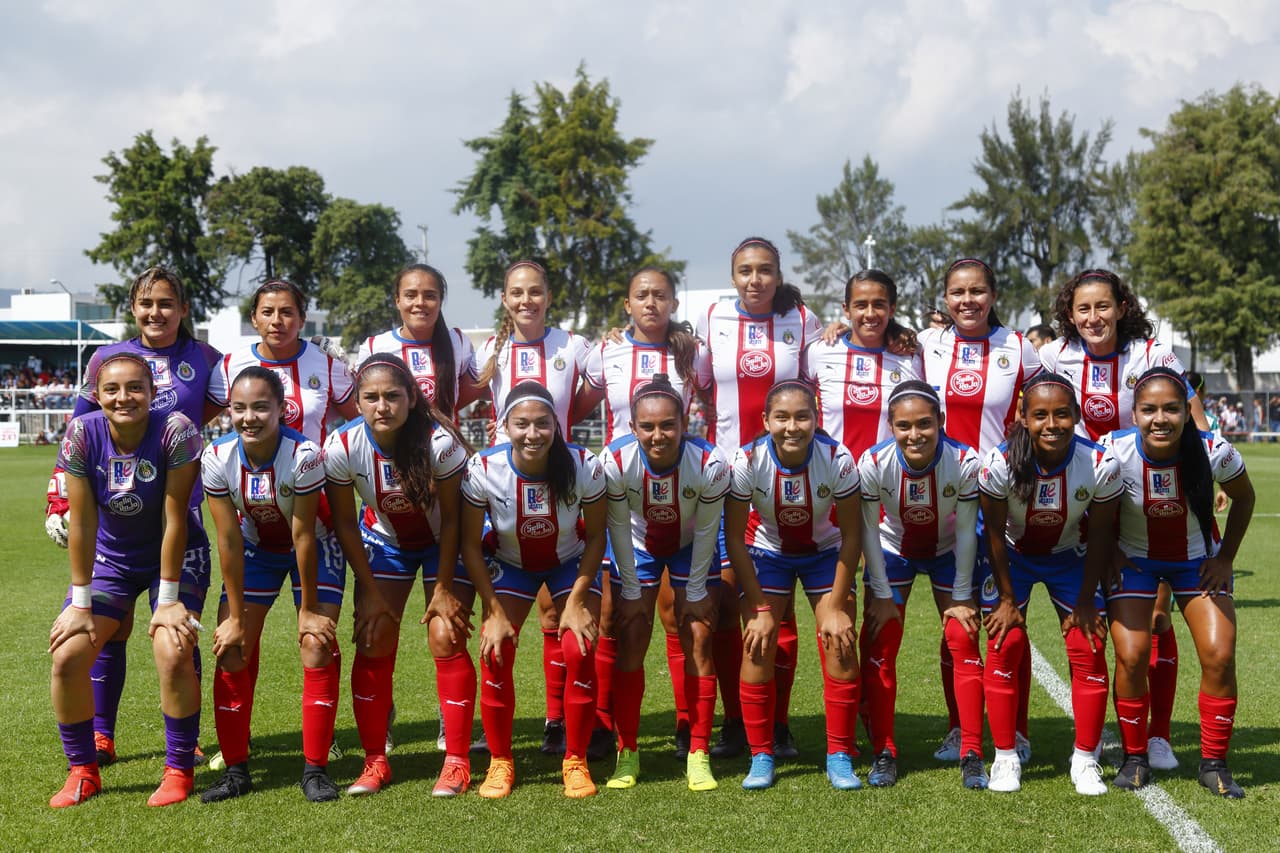 Con hat-trick de Estela Gómez, las de Torreón vencieron a las Chivas en Guadalajara 2-3; Dania Pérez y María Guadalupe Velázquez descontaron por las locales.