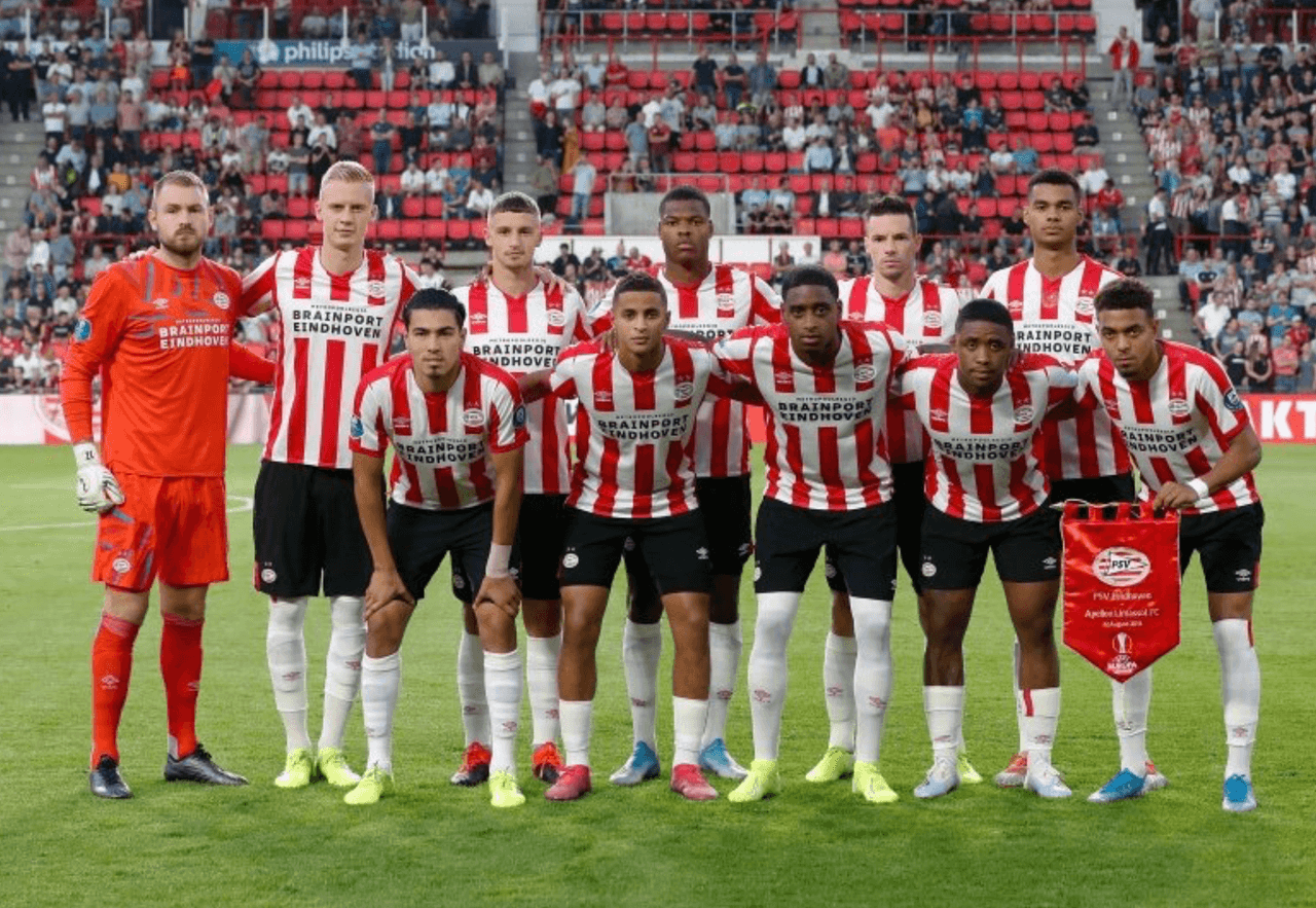 La escuadra dirigida por van Bommel se encuentra lista para el encuentro en casa.