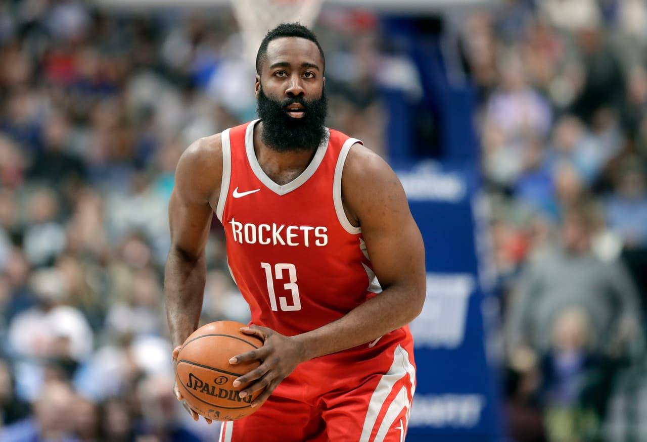 El escolta James Harden de los Houston Rockets.