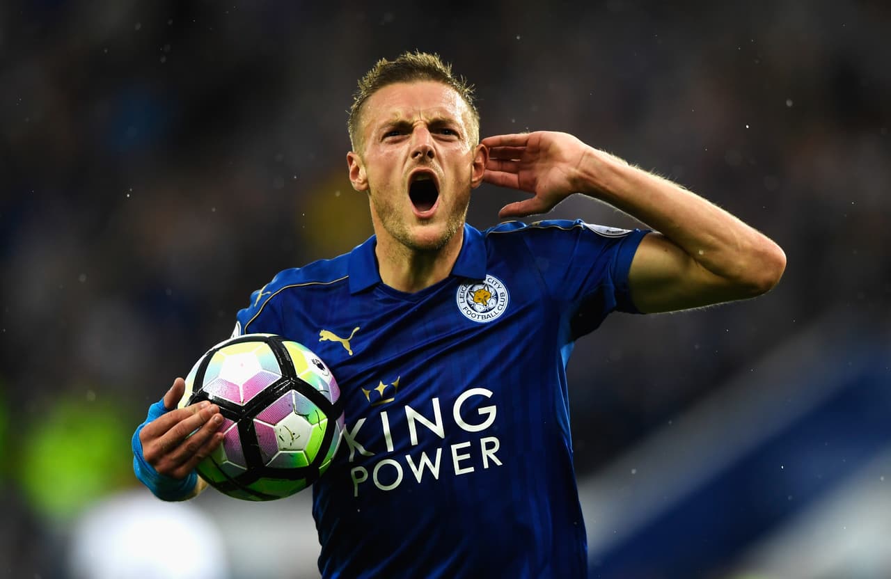 JAMIE VARDY: Jamie Vardy fue una de los futbolistas que llevaron al Leicester a conseguir el título de la Premier League gracias a su poderío ofensivo donde logró 24 goles en el torneo. Ahora tiene la oportunidad de mostrar su fútbol en la Champions League y querrá convertirse en una de las estrellas del certamen continental.
