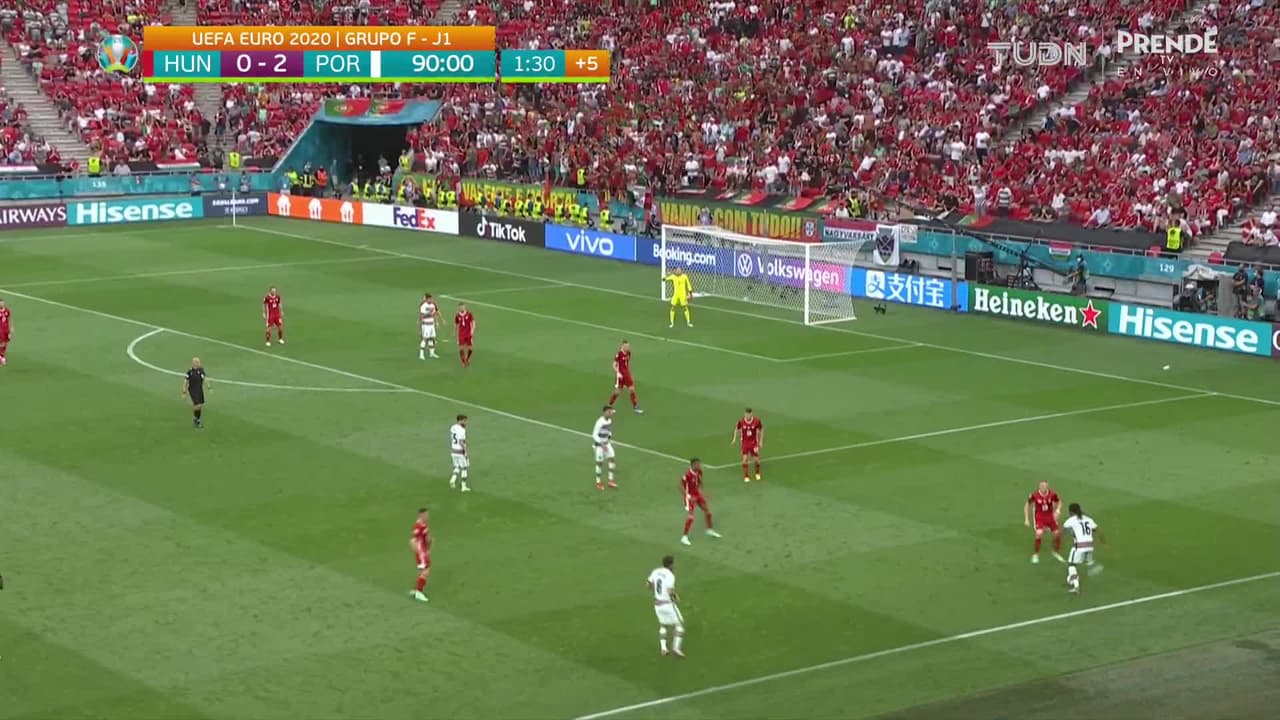 ¡GOL!  anota para Portugal. Cristiano Ronaldo