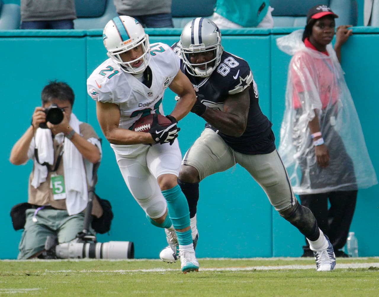 En su regreso a los emparrillados Tony Romo logró la victoria para los Cowboys 24-14 sobre los Dolphins y estas fueron las mejores tomas del partido.