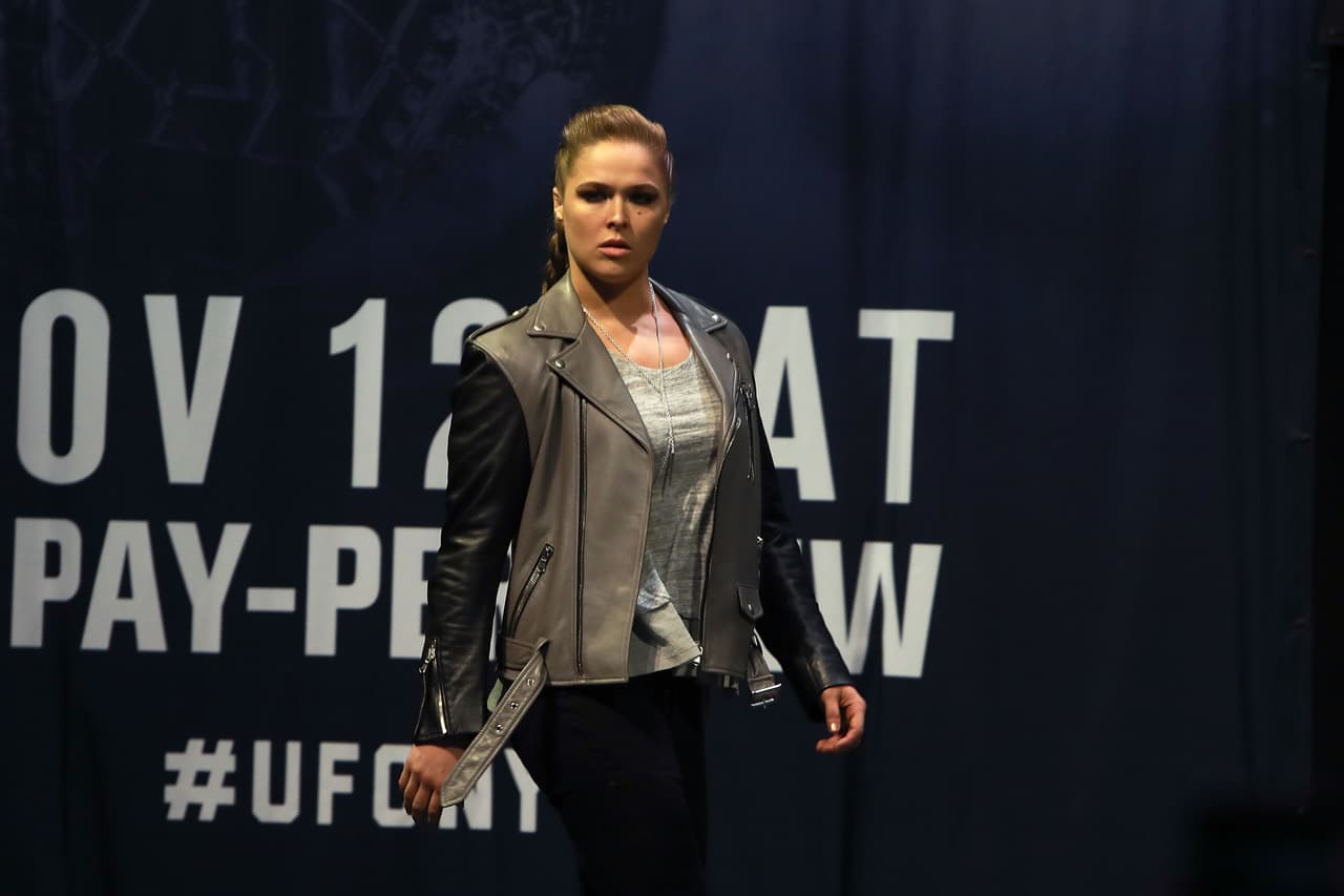 En sus últimos combates, Ronda Rousey demostró que es una figura mediática y eso empezó a llamar la atención de las empresas de competencia de UFC.