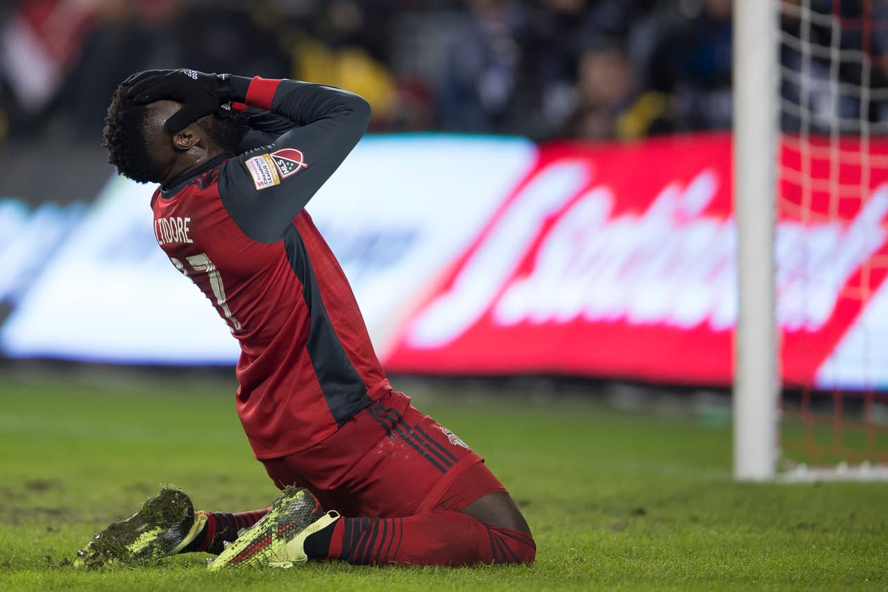 Altidore incluso protagonizó una rabieta al suponer que había fallado la última oportunidad de su equipo de ganar tras errar un gol.