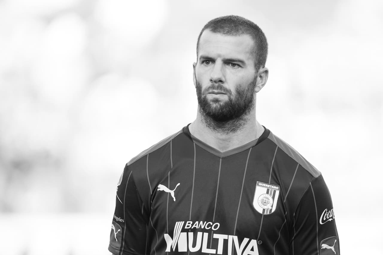 'Tito' Villa sigue en duda para reaparecer con Querétaro en el Univision Deportes Fantasy