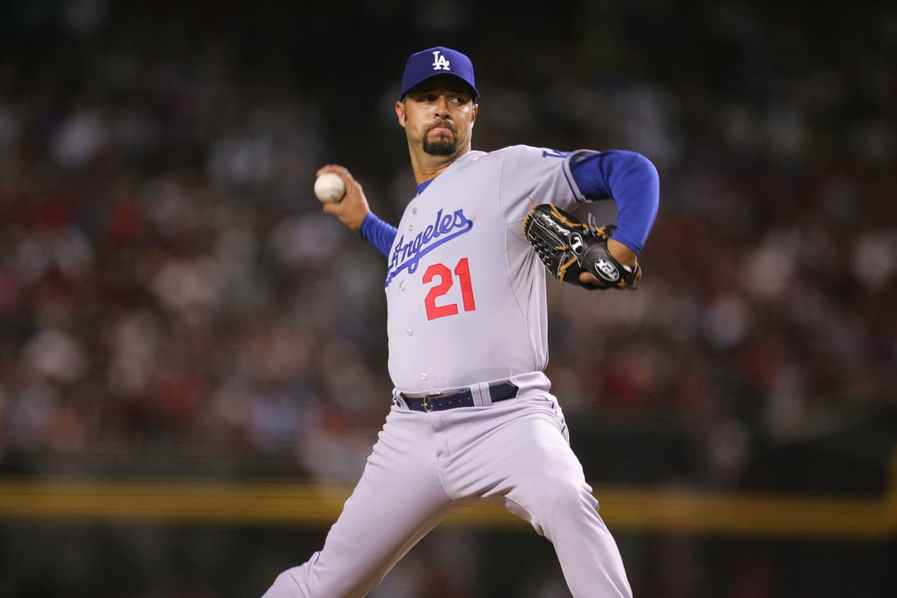 Esteban Loaiza, ex beisbolista mexicano fue detenido en San Diego, California, por posesión de 20 kilos de cocaína y heroína presuntamente para su venta.