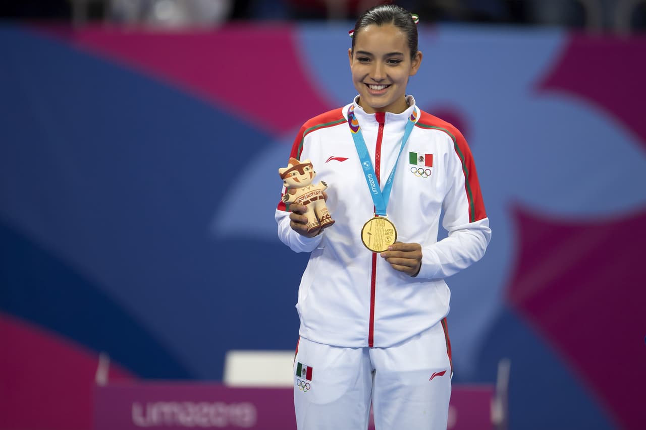 Oro - Paula Fregoso - TKD, poomsae