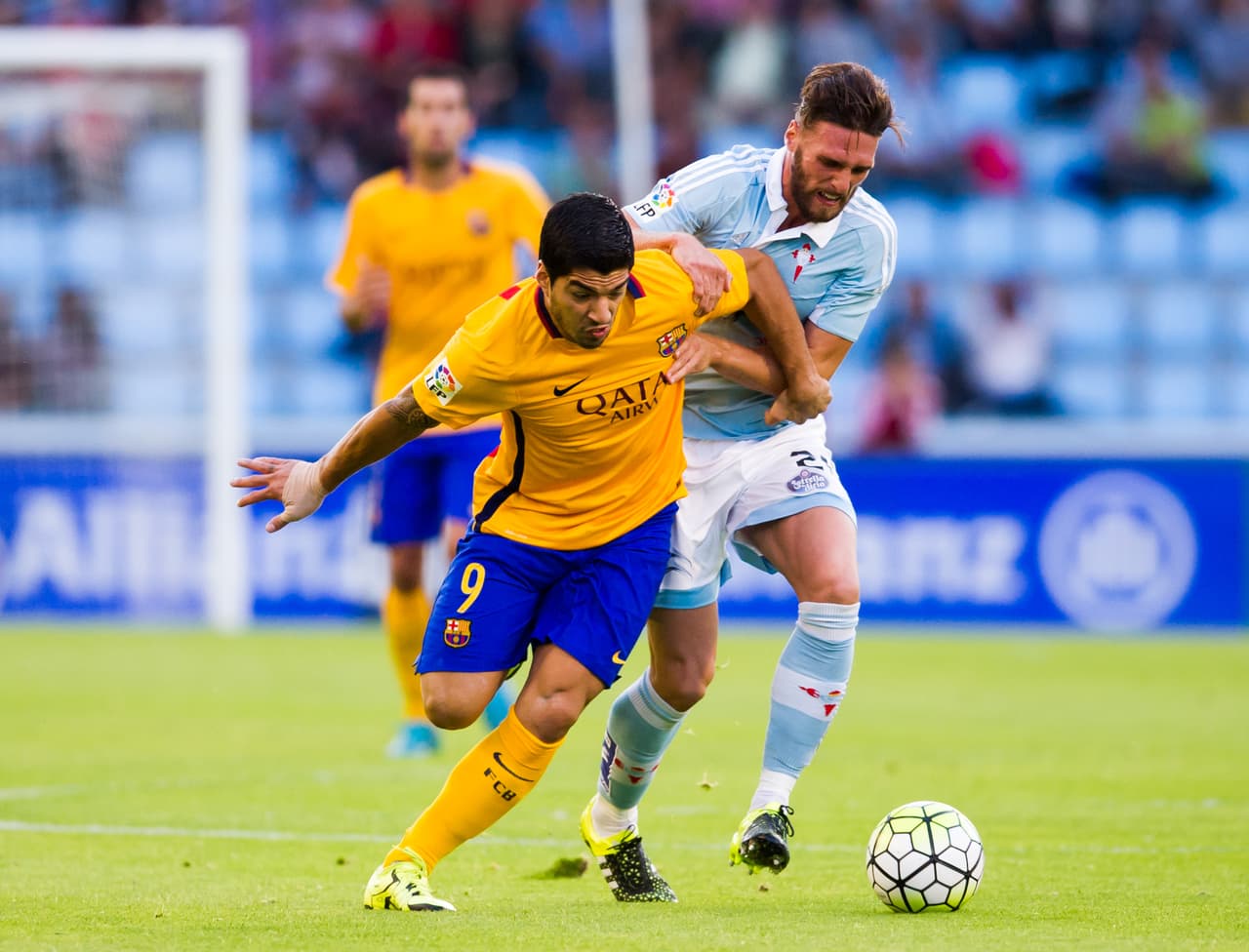 El Barcelona visitó al Celta de Vigo en Balaídos donde salió atropellado por goleada de 4 a 1 ante unos celestes que lo desbancaron de la cima y le quitaron el invicto en la quinta jornada de la Liga española.