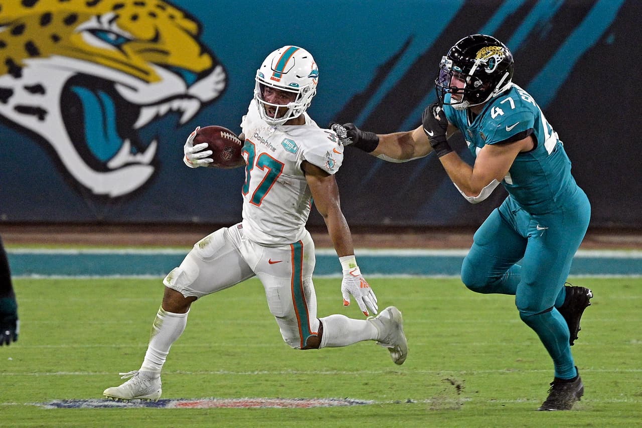 Ryan Fitzpatrick encabeza la paliza 31-13 sobre los Jacksonville Jaguars y los Dolphins consiguen su primer victoria de la campaña.