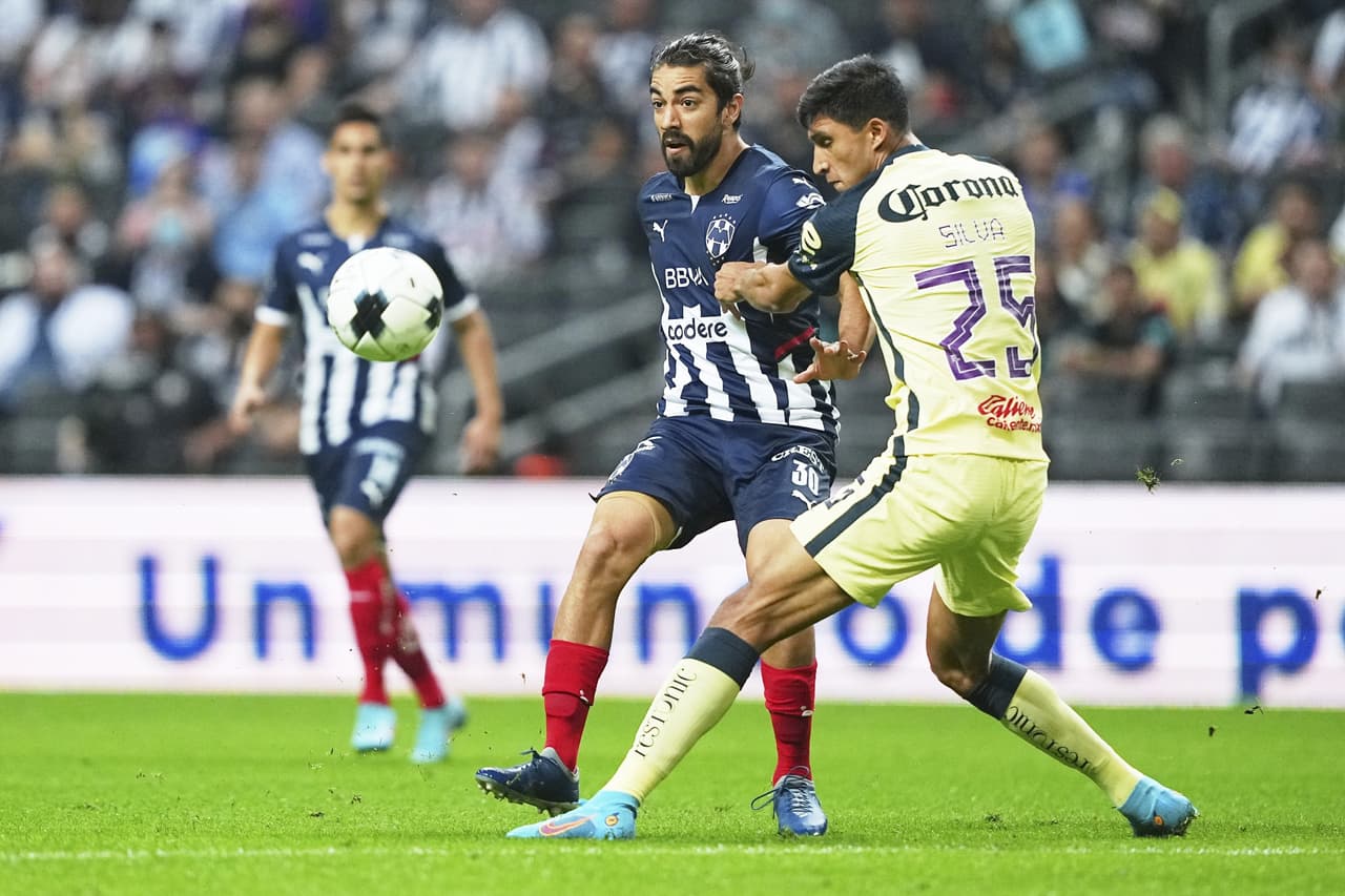 Víctor Manuel Vucetich debutó con el pie derecho como DT de Rayados tras derrotar 2-1 al América, que se quedó en el fondo de la Tabla General.