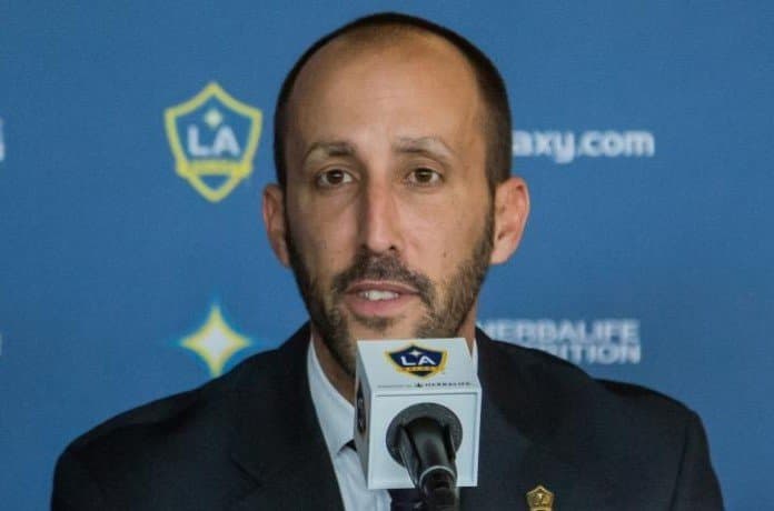 LA Galaxy releva de su cargo a alto responsable del departamento de fútbol del club