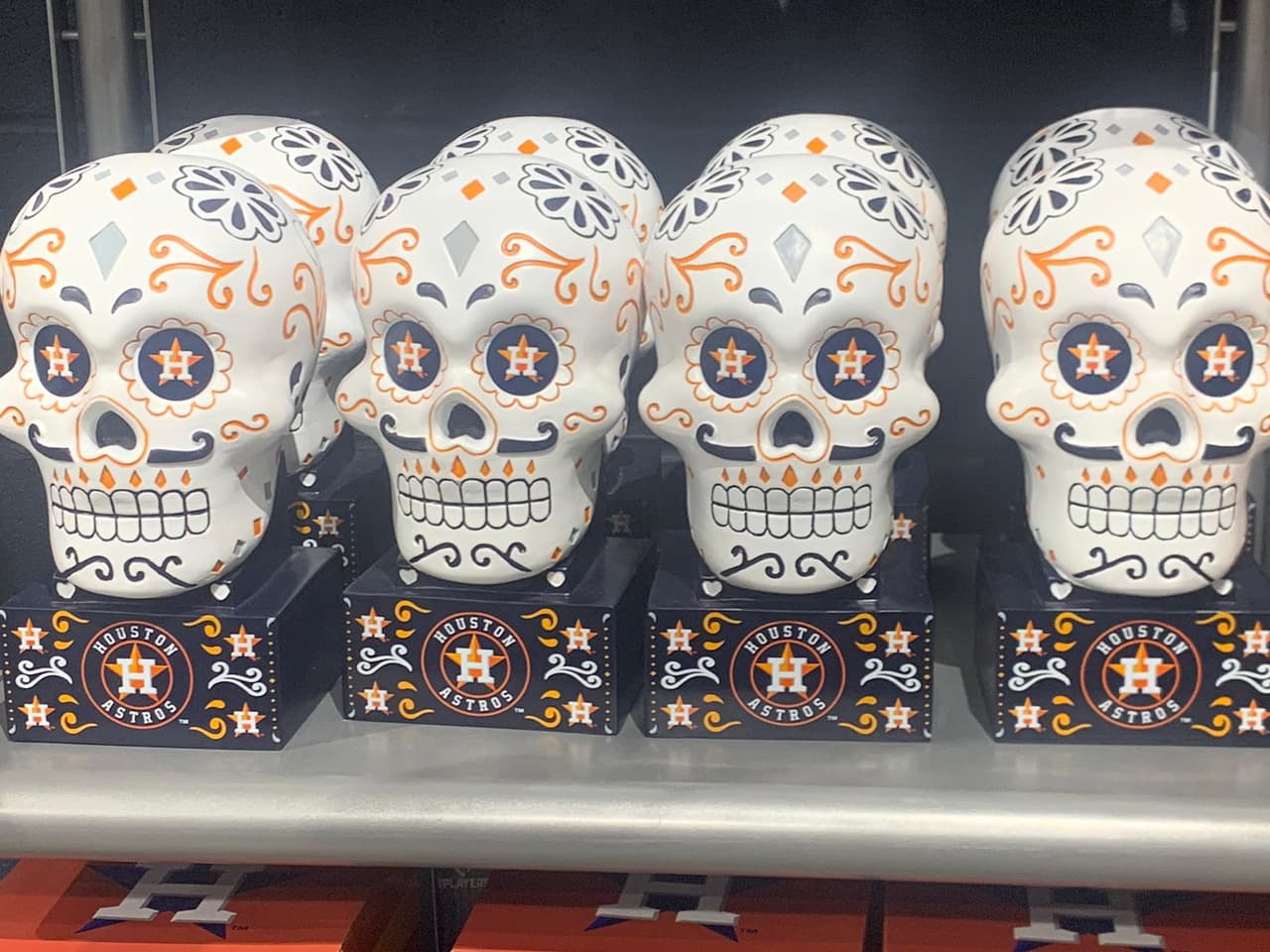 Houston se muestra listo para albergar el arranque de la Sere Mundial entre los Huston Astros y los Atlanta Braves.