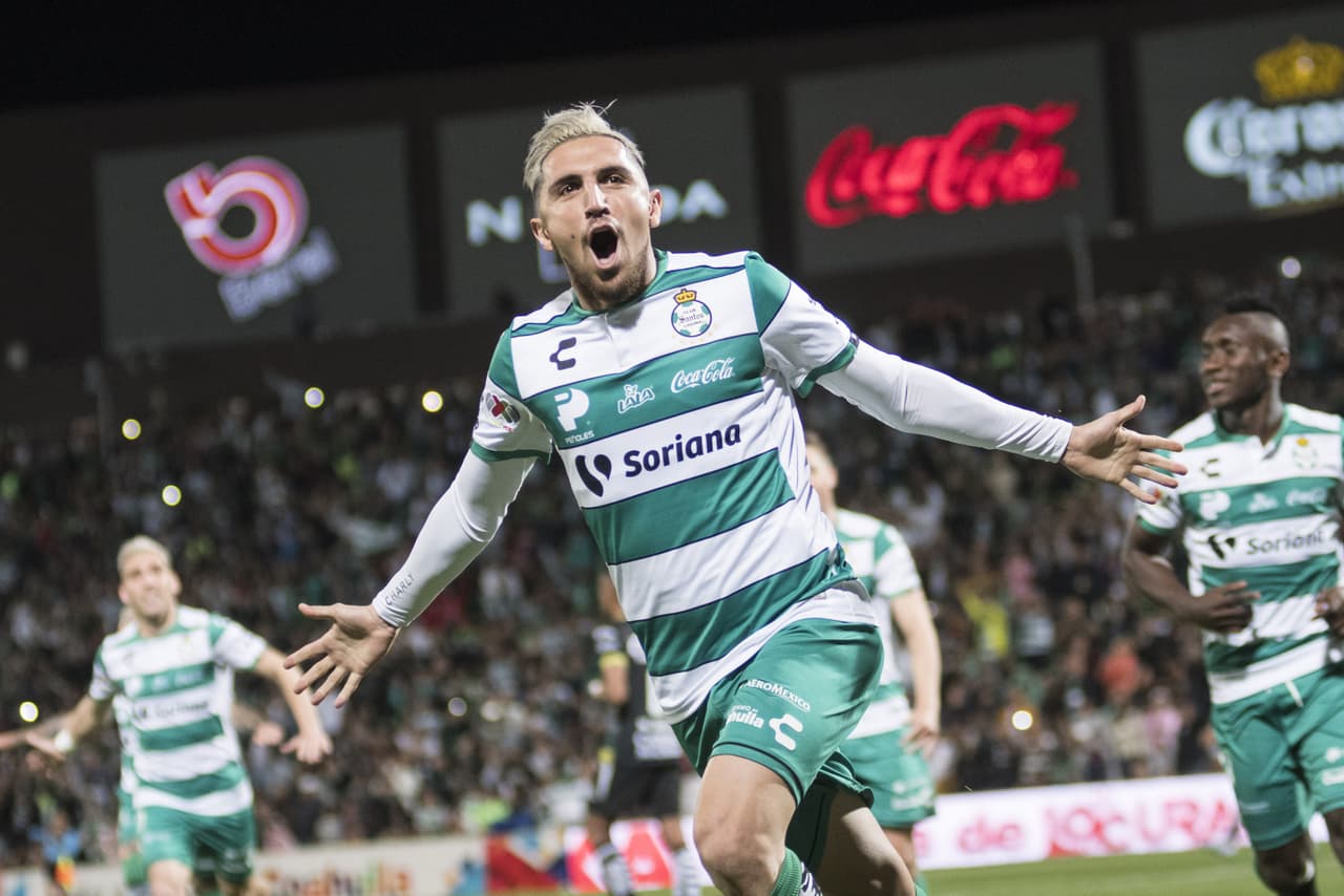 ¡Partidazo en la Comarca Lagunera! Santos vence al León 3-2 con autoridad y dos goles de penal.